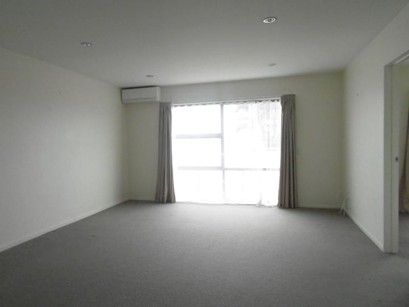 2i/86a Rockfield Road, Penrose, Auckland, 2 Bedrooms, 0 Bathrooms