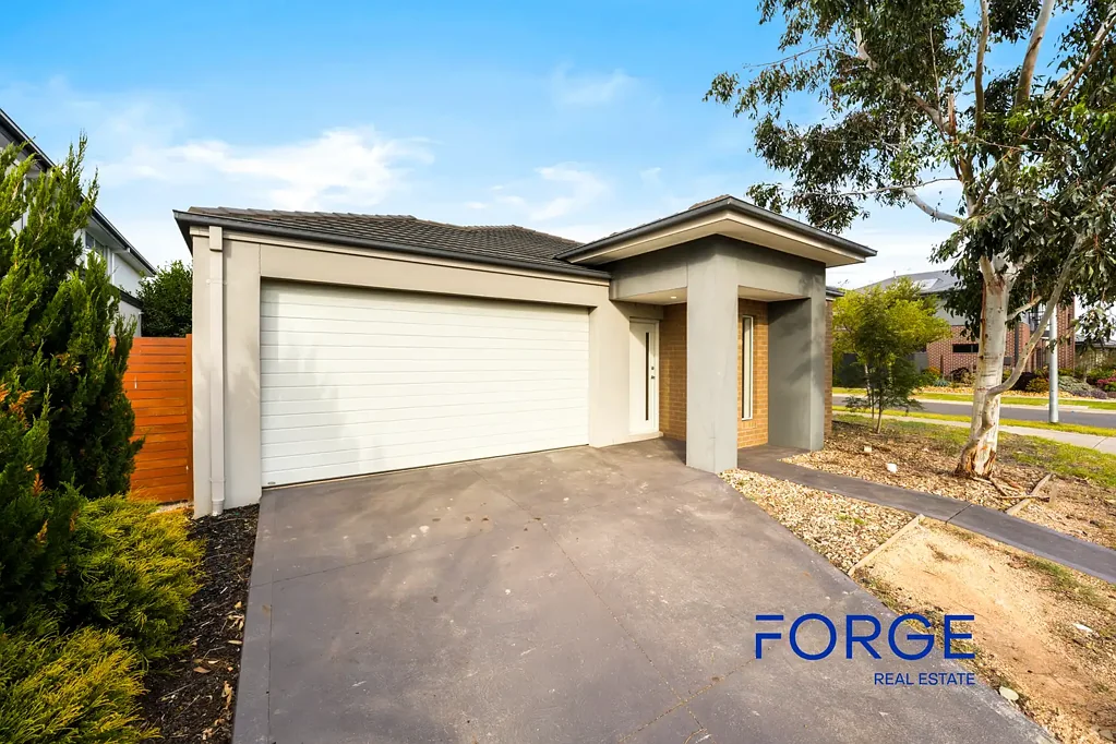 Point Cook 4બેડરૂમ Stylish Living in Point Cook’s Sought-after Catalina Estate