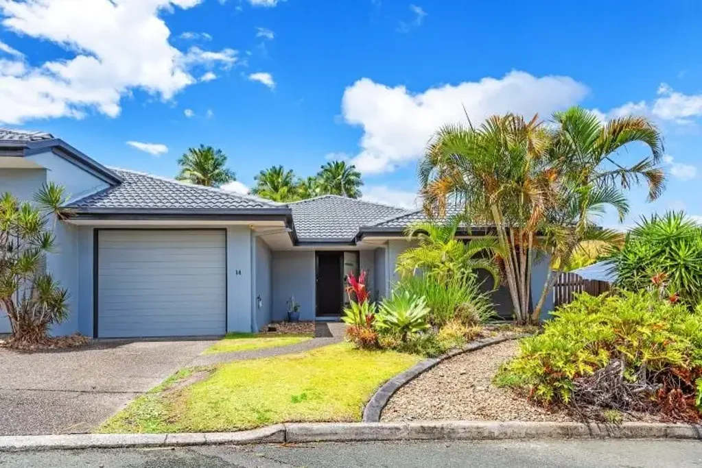 14/136 Pacific Pines Boulevard, Pacific Pines, QLD 4211