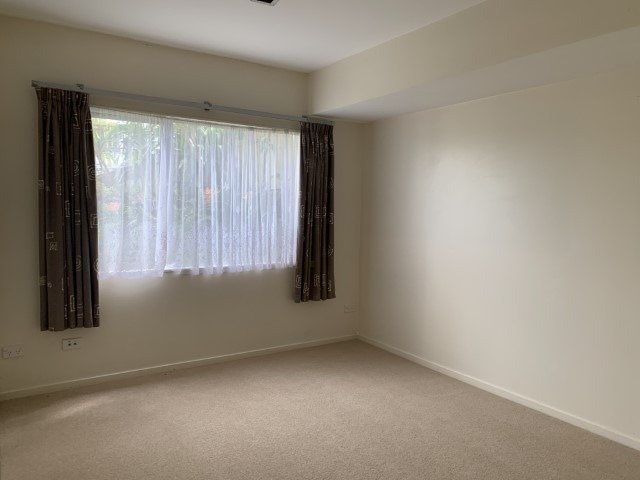 7 Aldersgate Road, Hillsborough, Auckland, 2 Kuwarto, 1 Banyo