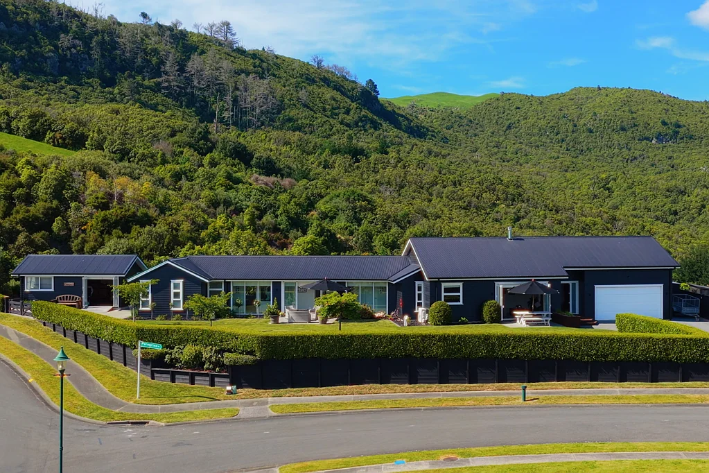 1 Peregrine Place, Kinloch, Taupo, Central North Island