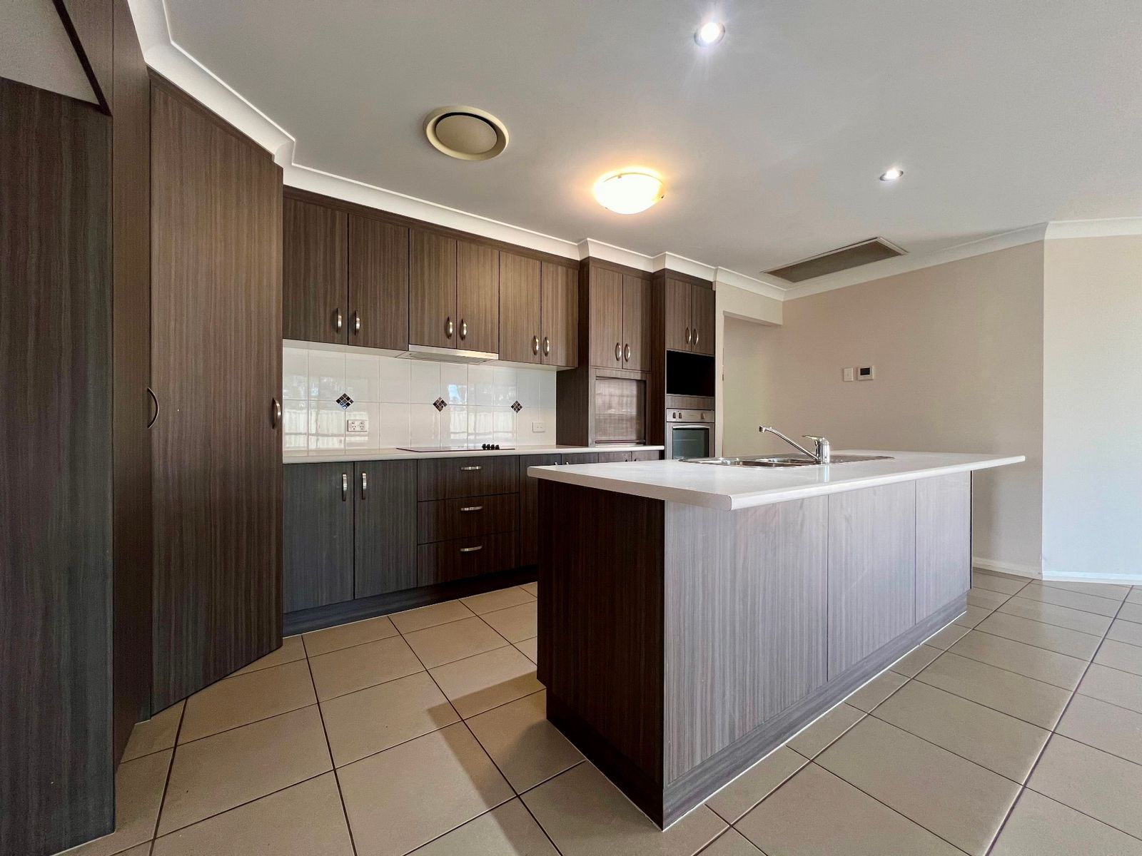 21 COLE ST, CHINCHILLA QLD 4413, 0房, 0浴, House