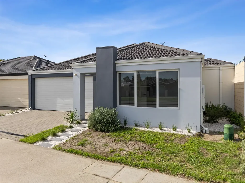 6/8 Brushfoot Boulevard, Success, WA 6164