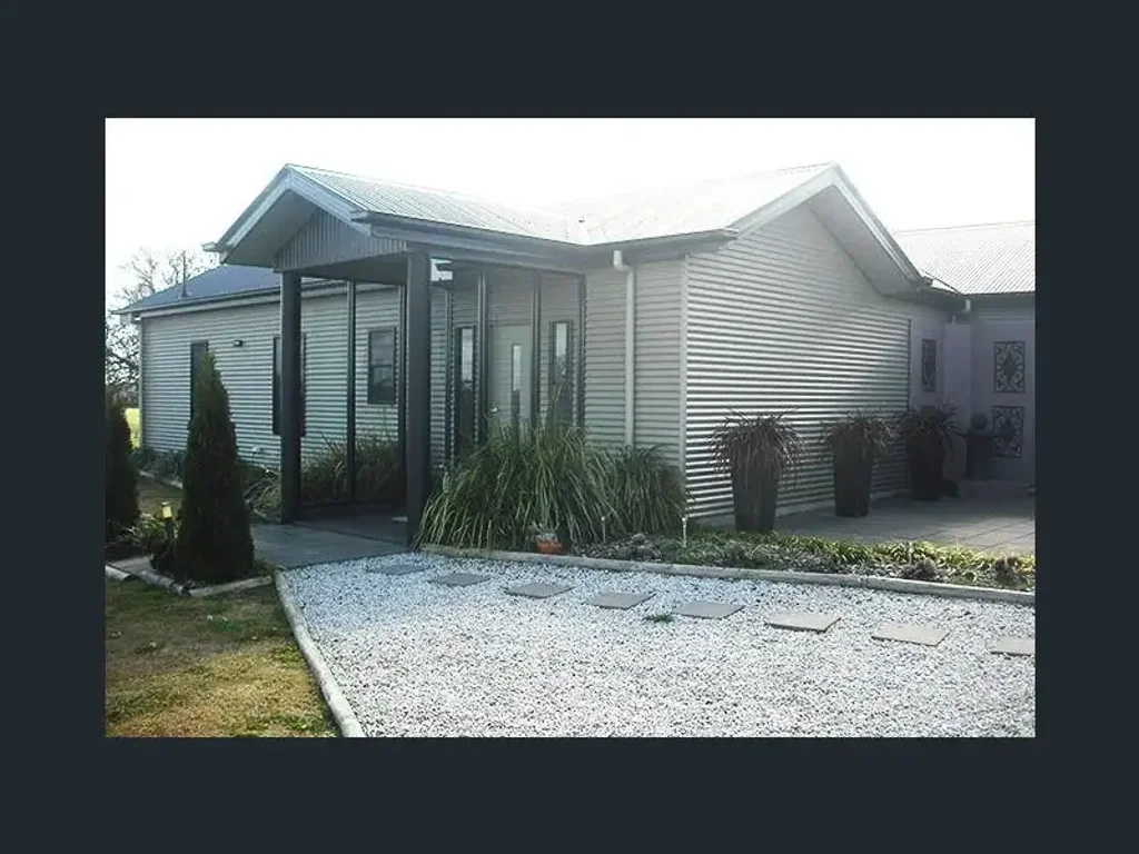 Fully Furnished Cottage