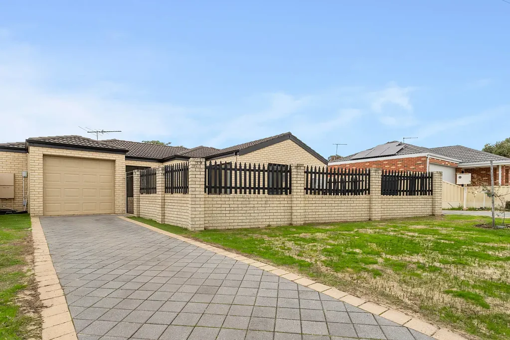 17A Albourne Way, Balga, WA 6061