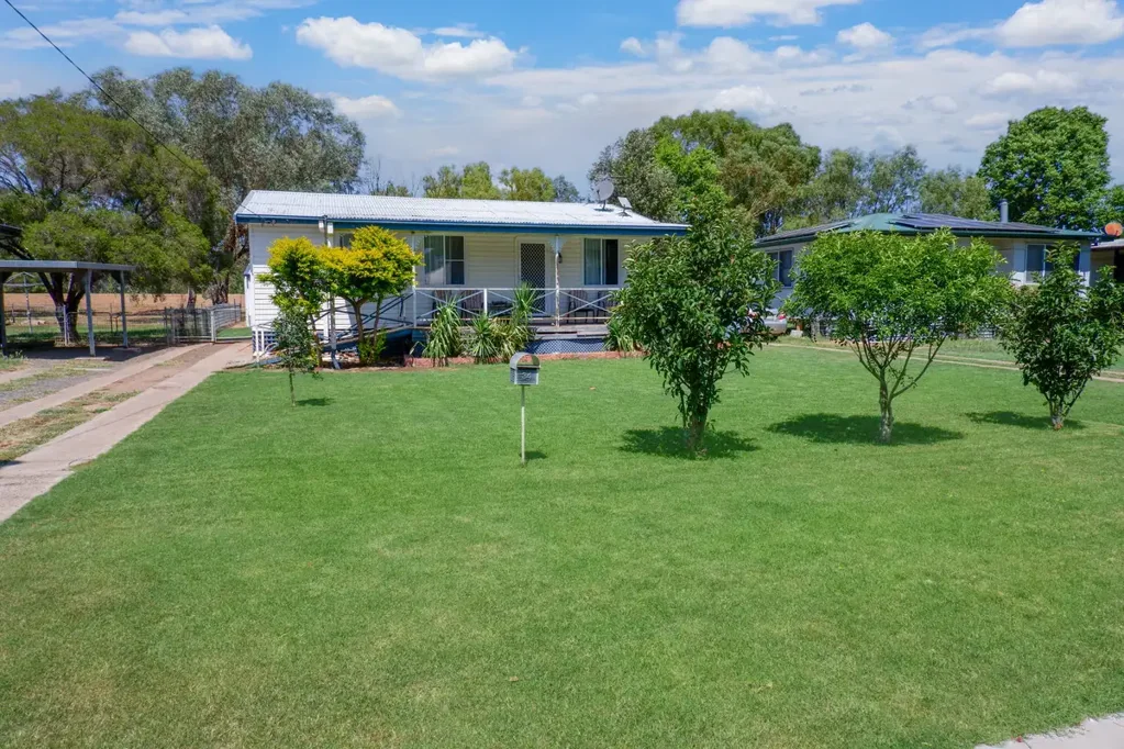 Wee Waa 3Kwarto Recently Renovated Home with Strong Investment Appeal