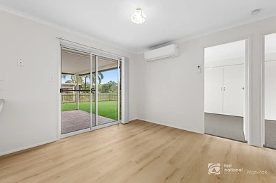 8 RAFFERTY AV, WARWICK QLD 4370, 3 Kuwarto, 1 Banyo, House