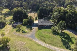 2082 Eltham Yarra Glen Road, Yarra Glen