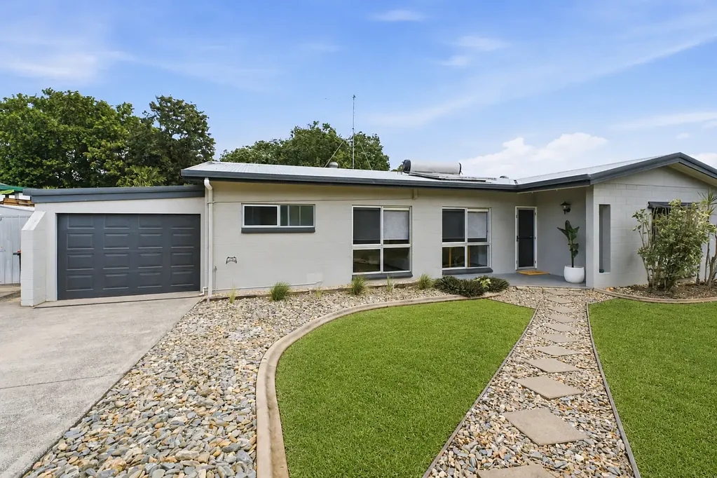9 Kitava Street, Trinity Beach, QLD 4879, 4 Bedrooms, 2 Bathrooms, House