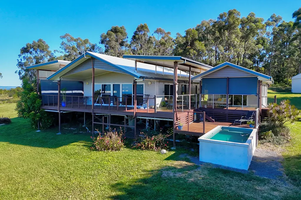 Off Grid Pavilion Retreat with Noosa Views