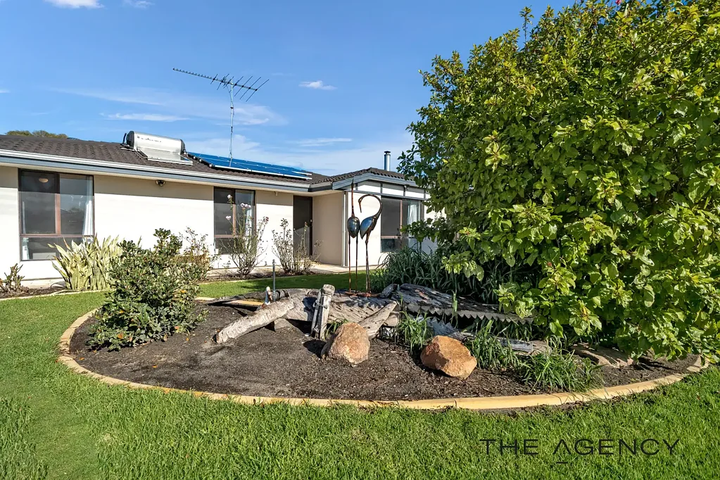 26 Fawkner Road, Two Rocks, WA 6037