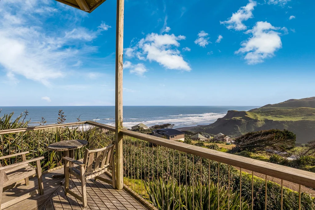 Waiuku 2房  Present all offers - Be in for summer