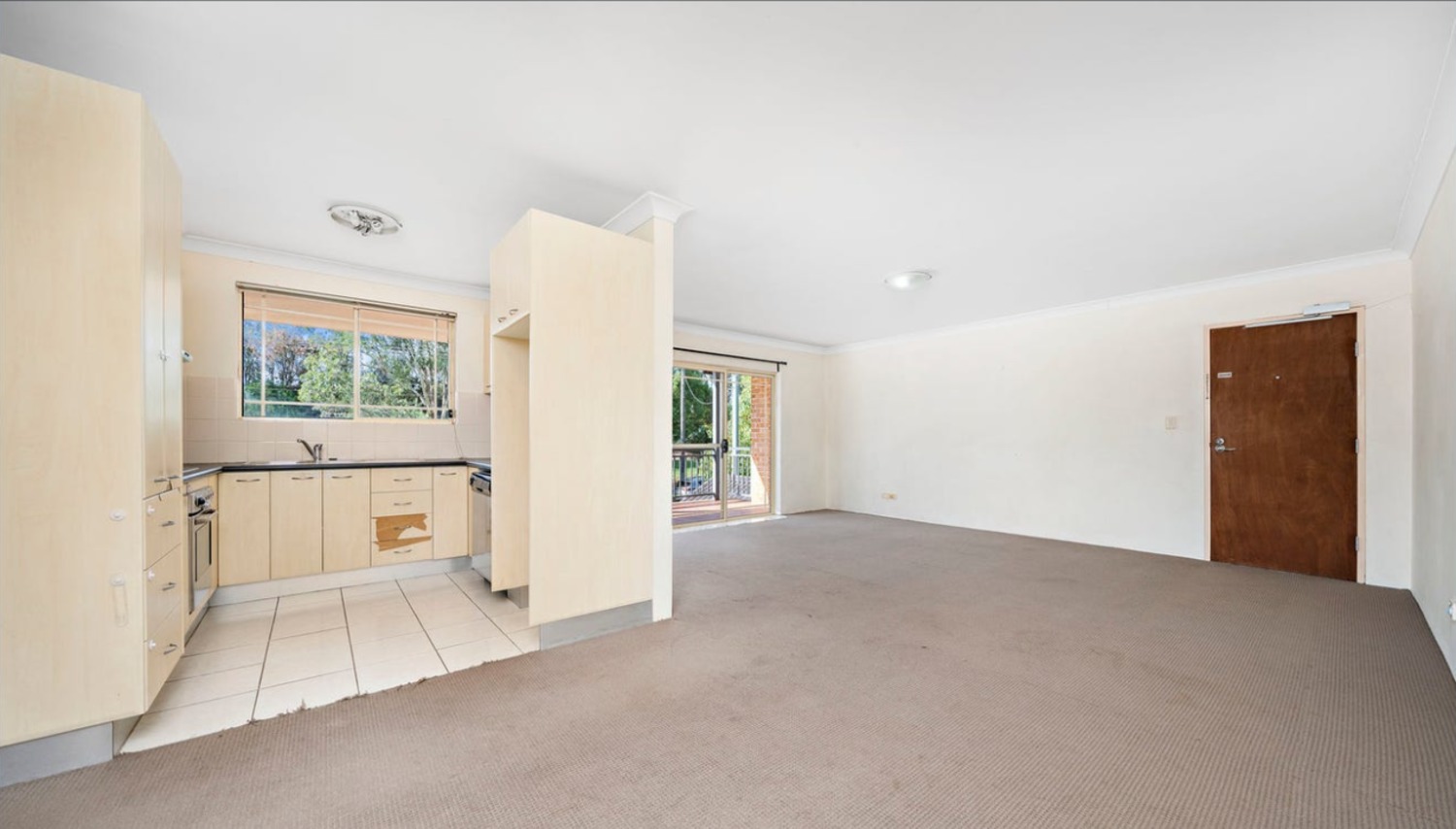 UNIT 2 49 MACLAURIN AV, EAST HILLS NSW 2213, 0 침실, 0 욕실, Unit