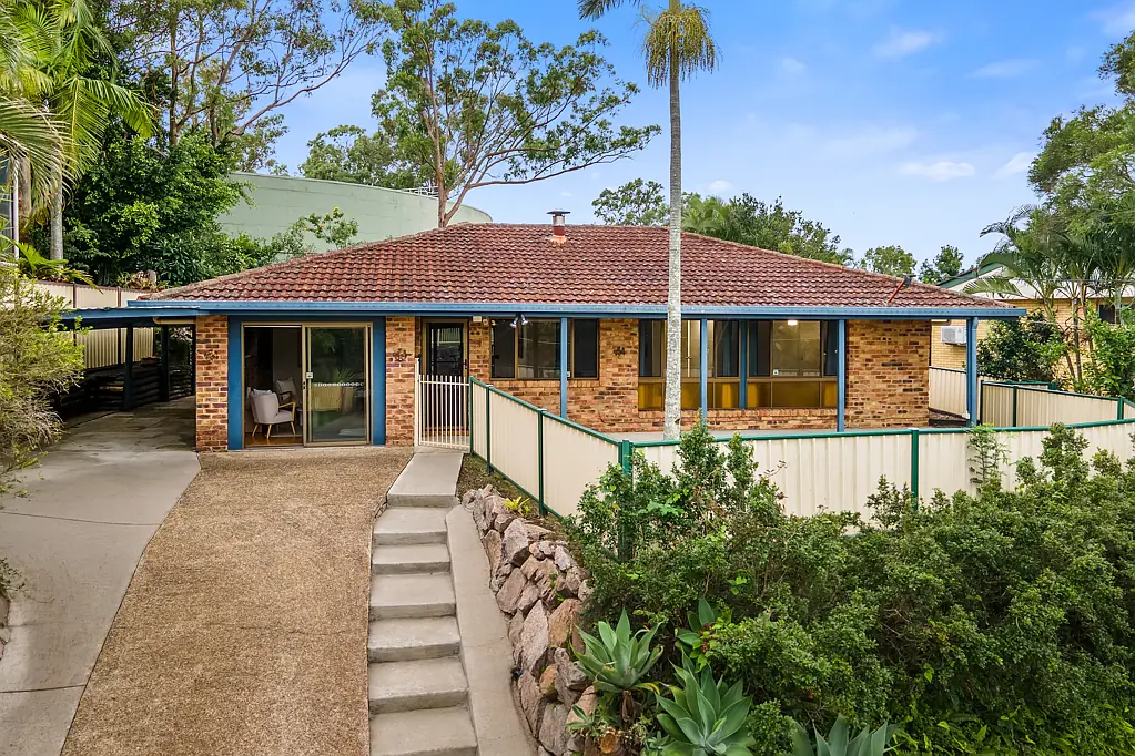 3 Tarnook Drive, Ferny Hills, QLD 4055