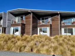 U 68 Room 407, Lake Tekapo