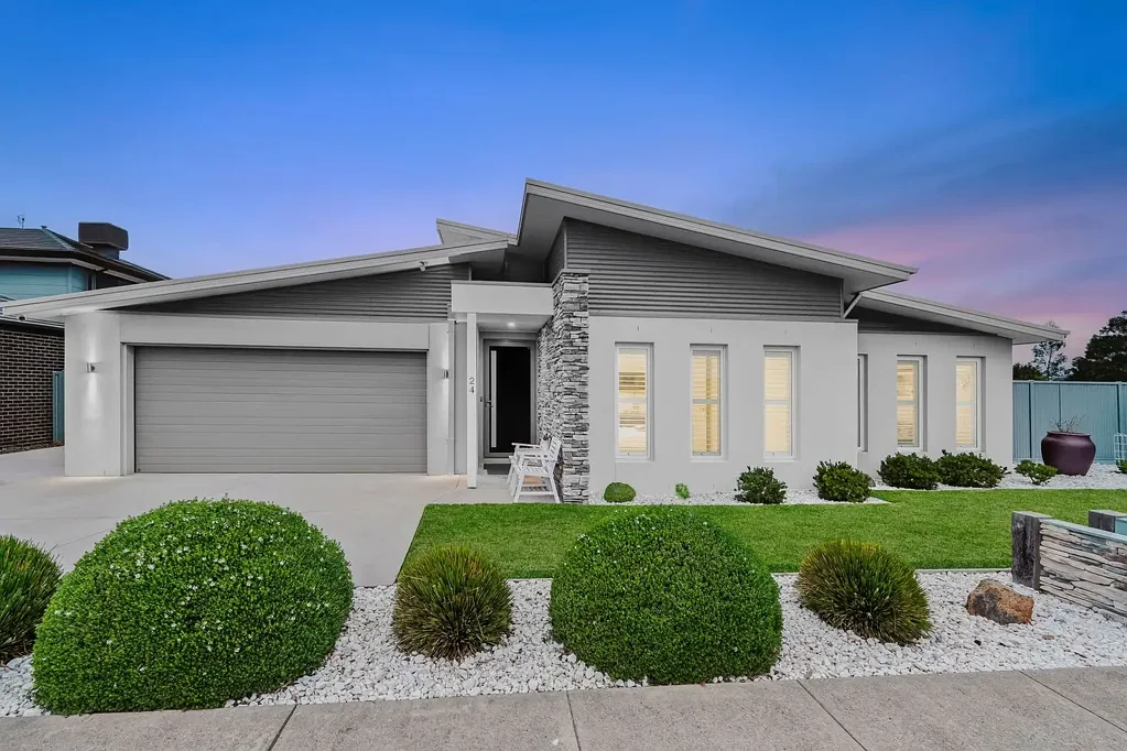 24-26 Neville Drive, Armstrong Creek, VIC 3217
