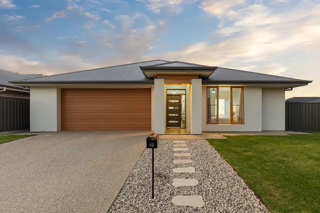 15 Thomas Street, Strathalbyn, SA 5255