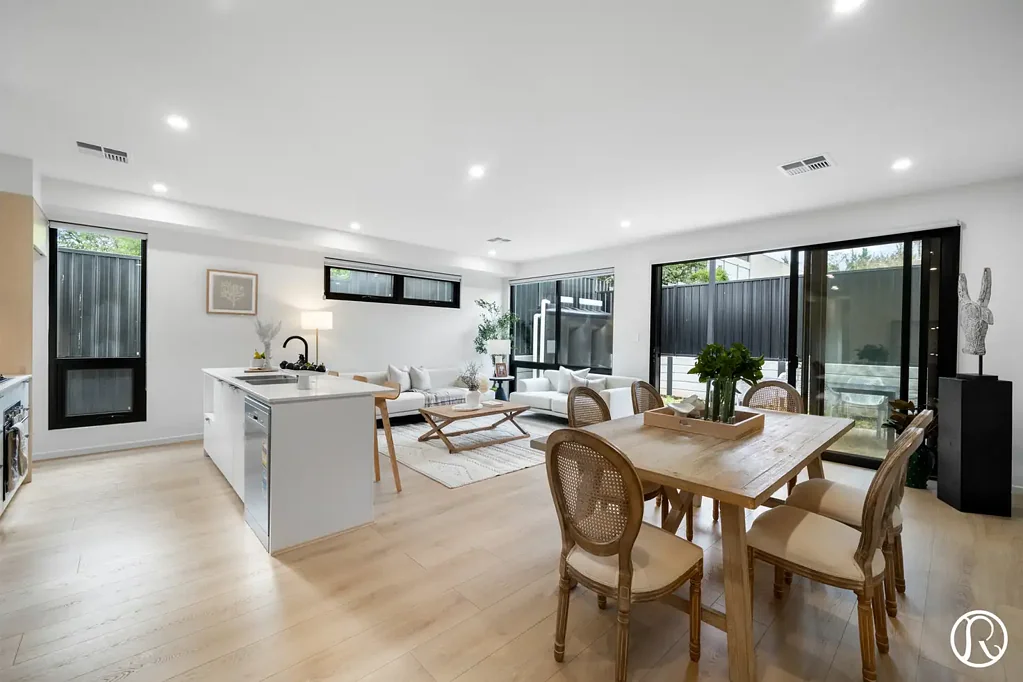 Campbelltown 3Zimmer Modern, Low-Maintenance Living in a Convenient Location