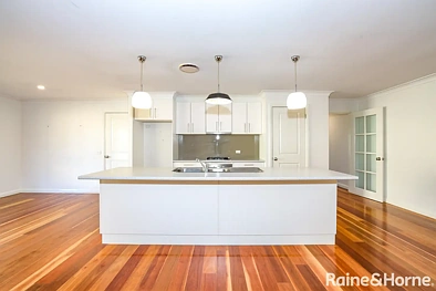 42 Cheviot Drive, Kelso, NSW 2795, 4房, 2浴, House