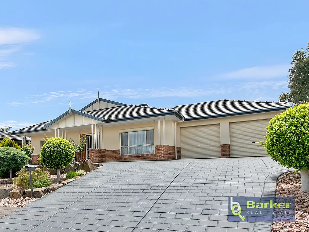 Spacious 5 Bedroom Family Home
