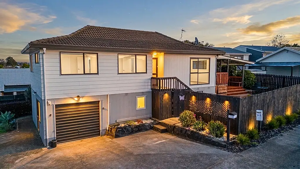 Randwick Park 3 Bedroom OWNERS HAVE BOUGHT - MUST SELL!