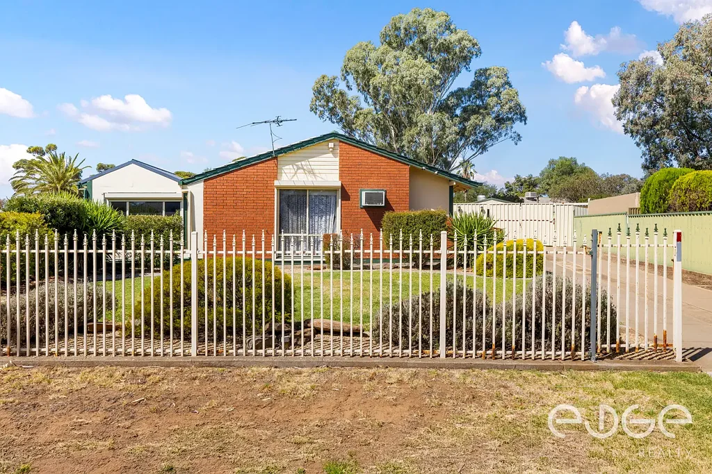 18 Amaroo Court, Smithfield, SA 5114