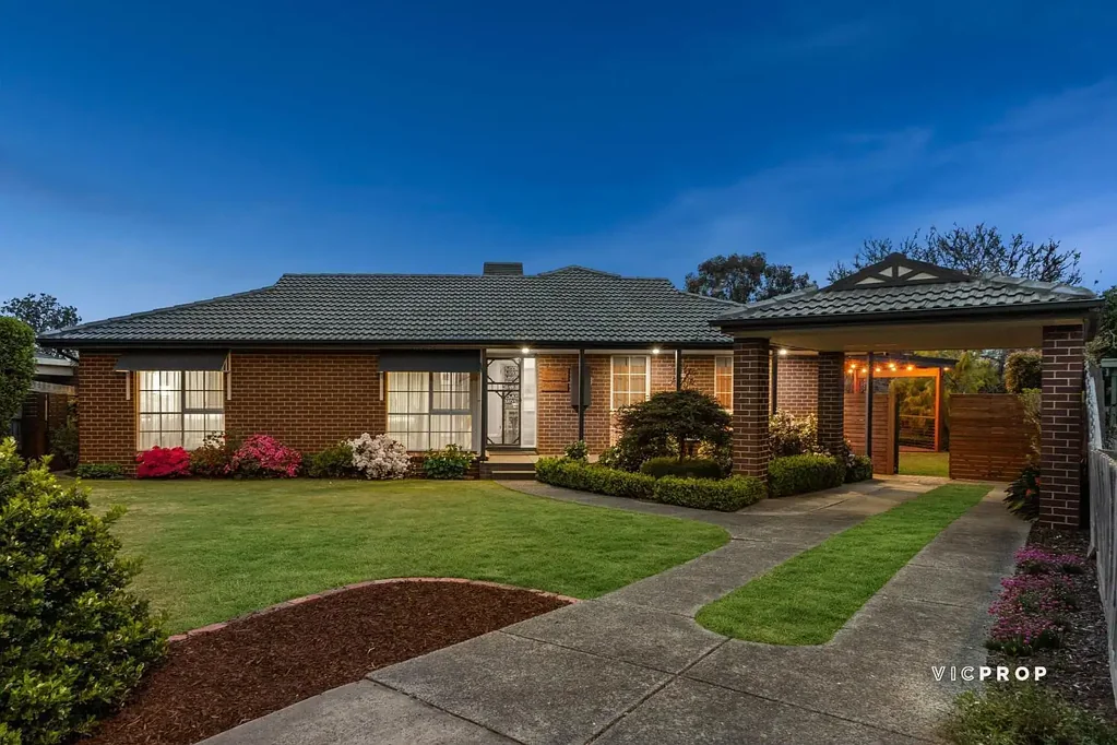 Ferntree Gully 4房 宁静小巷中的完美家庭生活 Immaculate Family Living in a Quiet Court