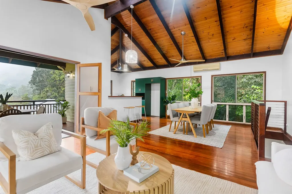 Kamerunga 4 Bedroom REMARKABLE RAINFOREST RETREAT - TROPICAL LIVING - SCENIC SERENITY