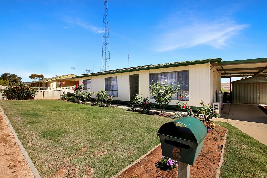 6 Harden Street, Waikerie, SA 5330