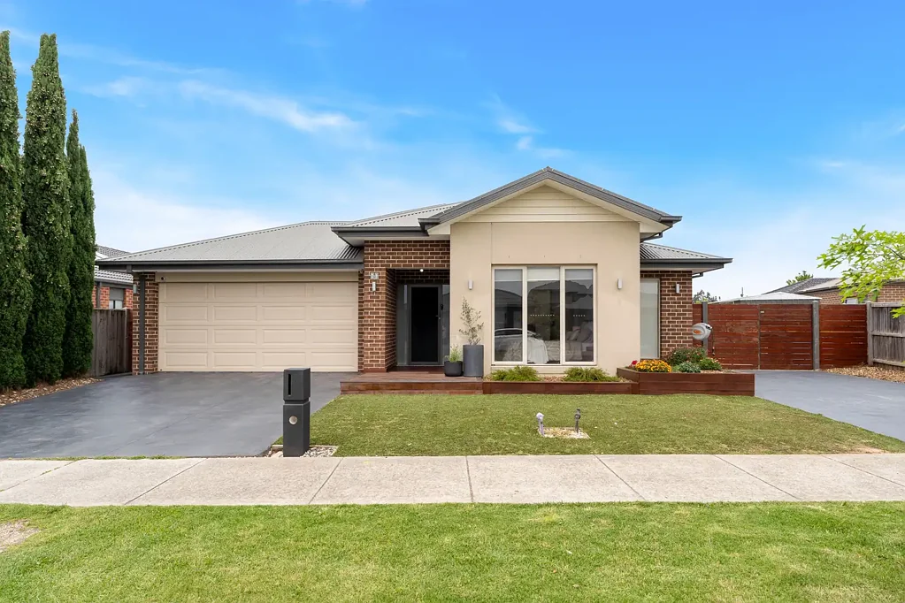 21 Golf Links Drive, Beveridge, VIC 3753