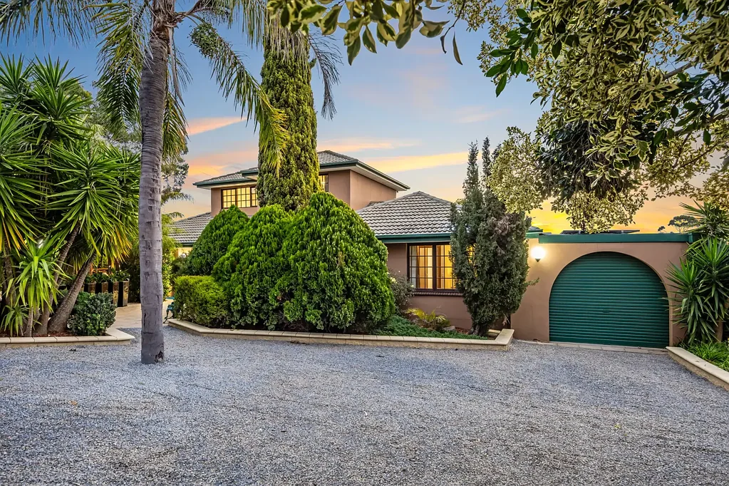 Pasadena 5Zimmer Large Family Residence with Self-Contained Unit in the Heart of Pasadena