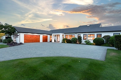 Luxury Waterfront Living At Clearwater Resort