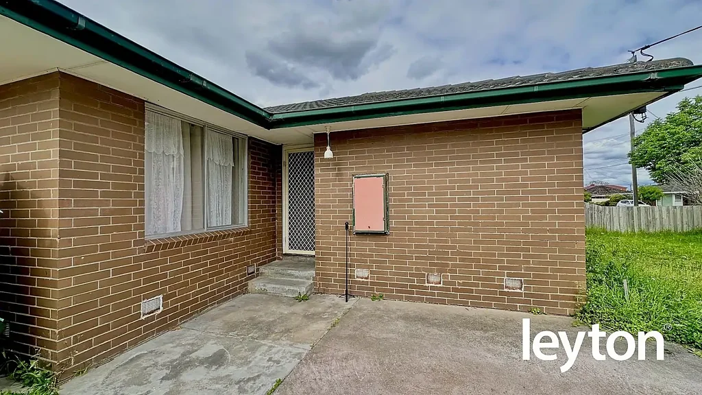 Spacious Family Living in a Convenient Springvale South Location
