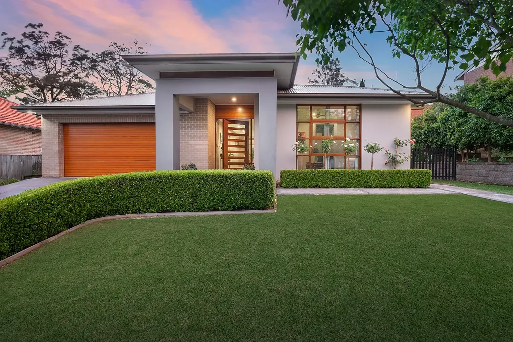 6 Stuart Avenue, Normanhurst, NSW 2076