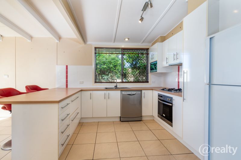 1 BEAGLE AV, BANKSIA BEACH QLD 4507, 0 habitaciones, 0 baños, House