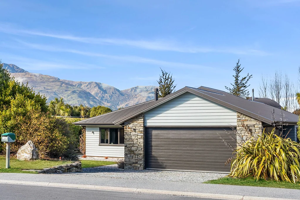 Lake Hawea 4Kwarto Modern Comfort in Peaceful Cul-de-Sac