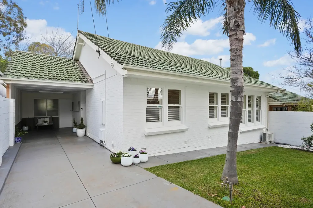 Beaumont 3chambre A three bedroom torrens title house in the heart of Beaumont