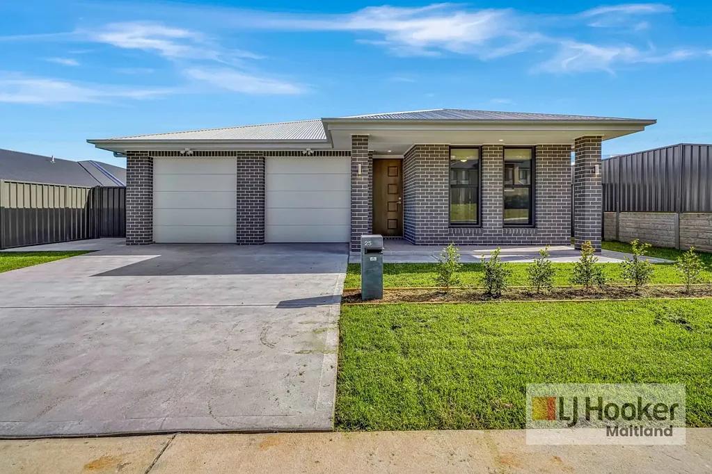 Modern Family Home in the Heart of Gillieston Heights