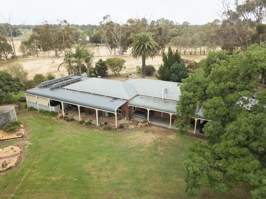 Tatura  Exceptional Lifestyle Property on over 7.5 Acres