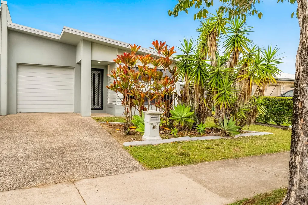 Modern 3 Bedroom Duplex in Walkerston!