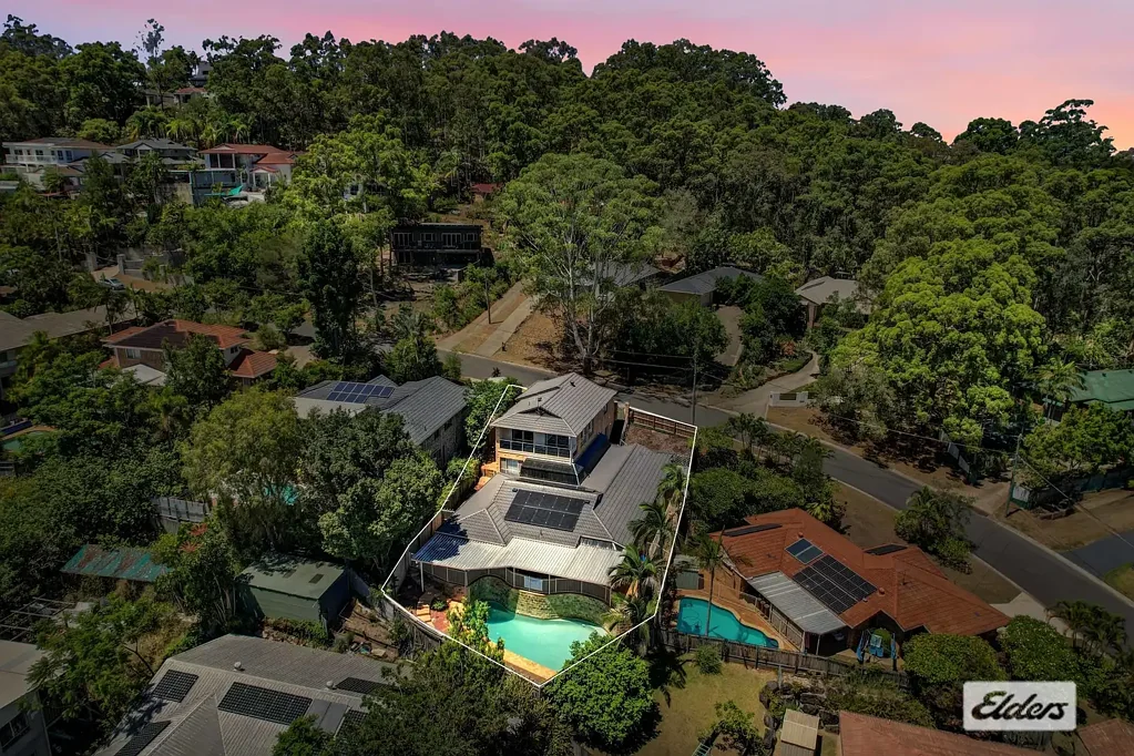 8 Innes Crescent, Cornubia, QLD 4130