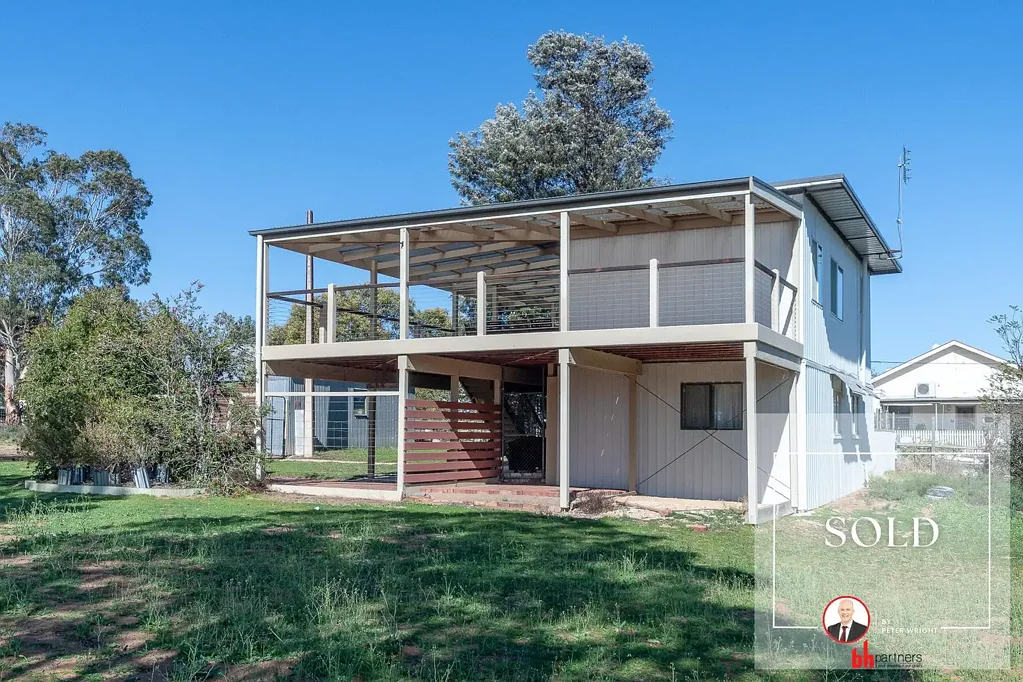 24 Phillip Avenue, Swan Reach, SA 5354