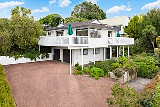 51 Redwing Street, Browns Bay, North Shore City