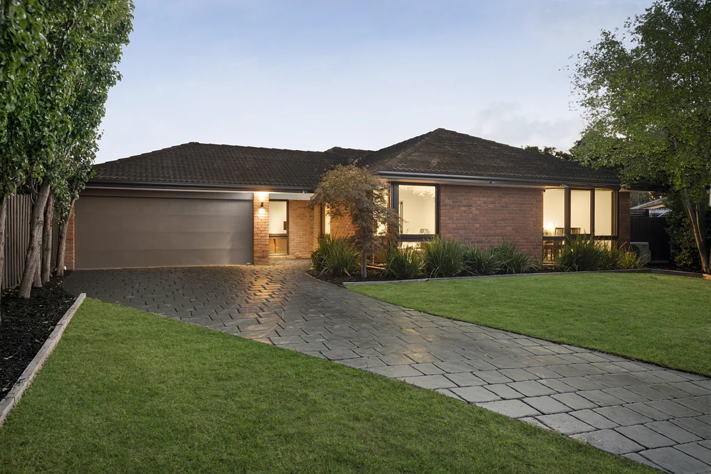 4 Tanya Court, Rowville, VIC 3178