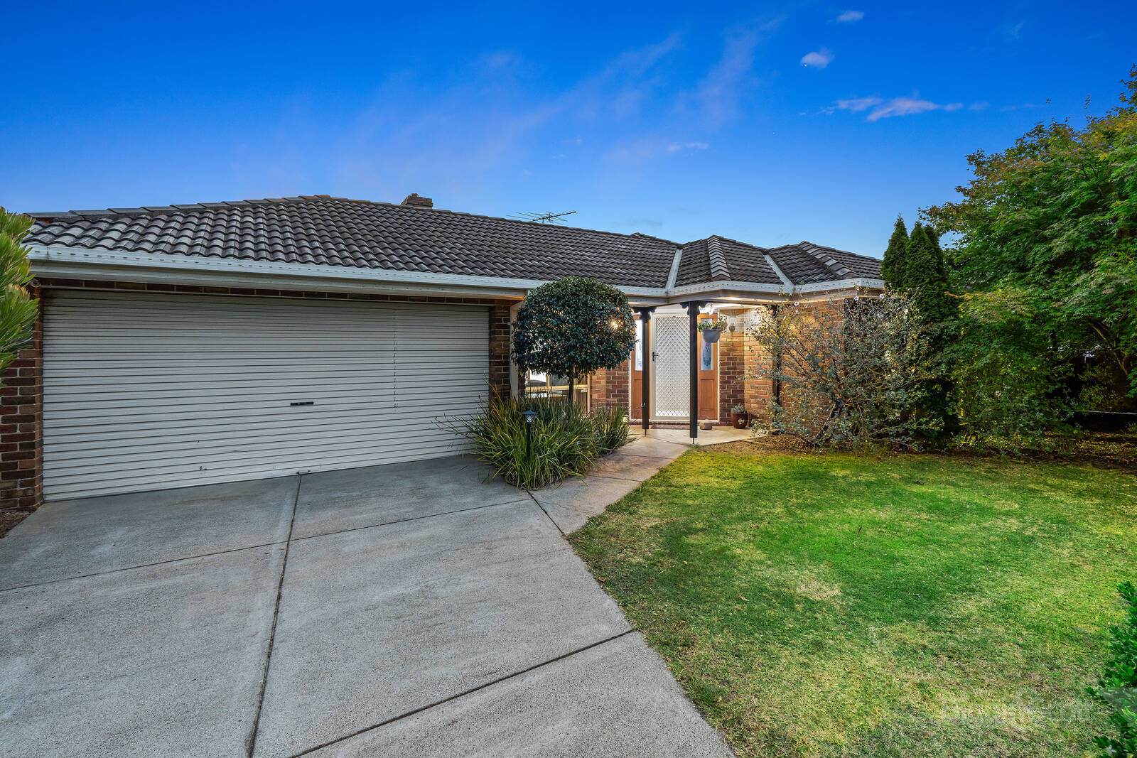 8 CARROLL CT, NARRE WARREN VIC 3805, 0 Kuwarto, 0 Banyo, House