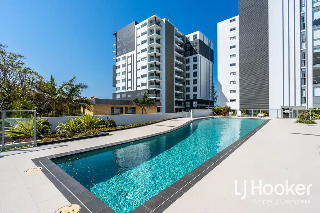 202/388 Marine Parade, Labrador, QLD 4215
