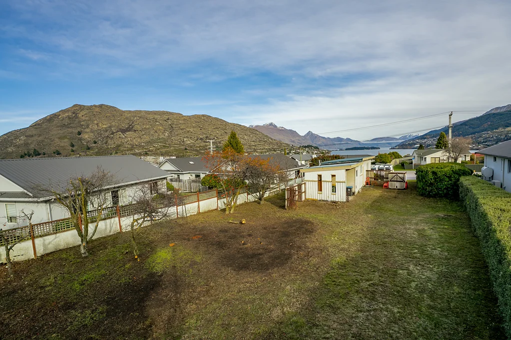 Frankton 1 Bedroom 809sqm of Possibility in Frankton