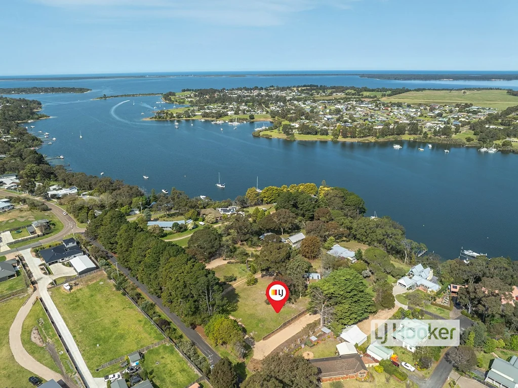 Paynesville EXCLUSIVE ALLOTMENT CLOSE TO THE WATERFRONT - A RARE OPPORTUNITY