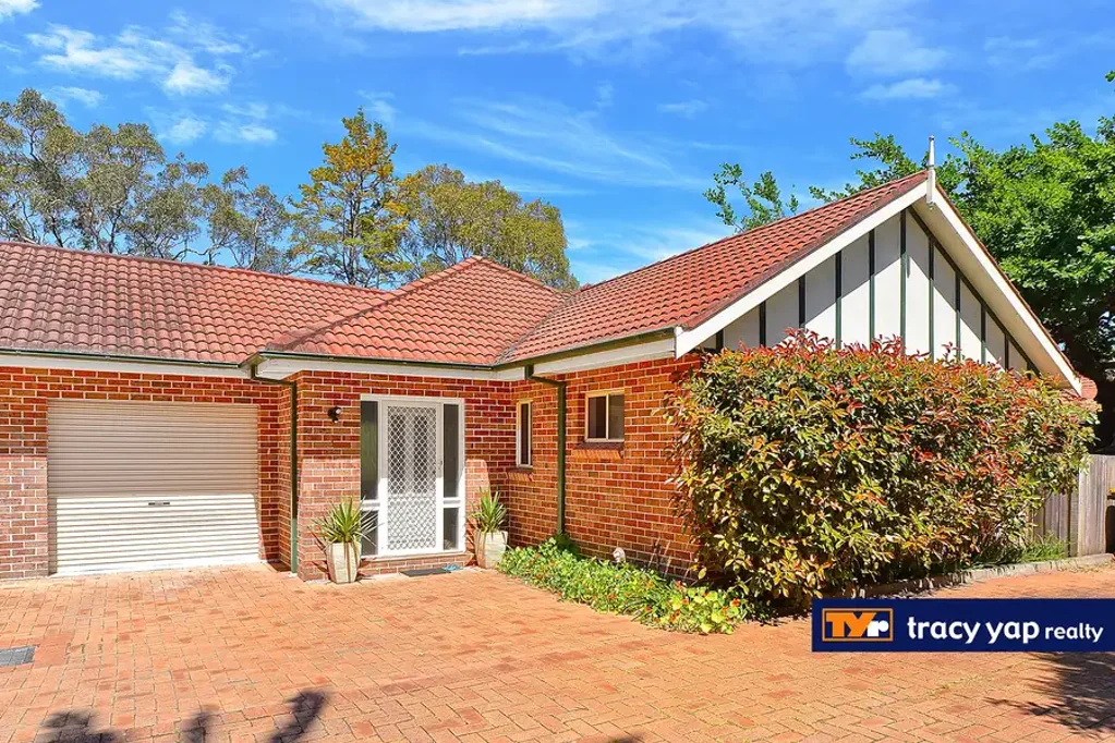 Three Bedroom Duplex In Perfect Location