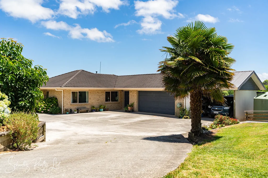 Kaiwaka 4chambre Two Homes, Endless Possibilities on 4 Hectares